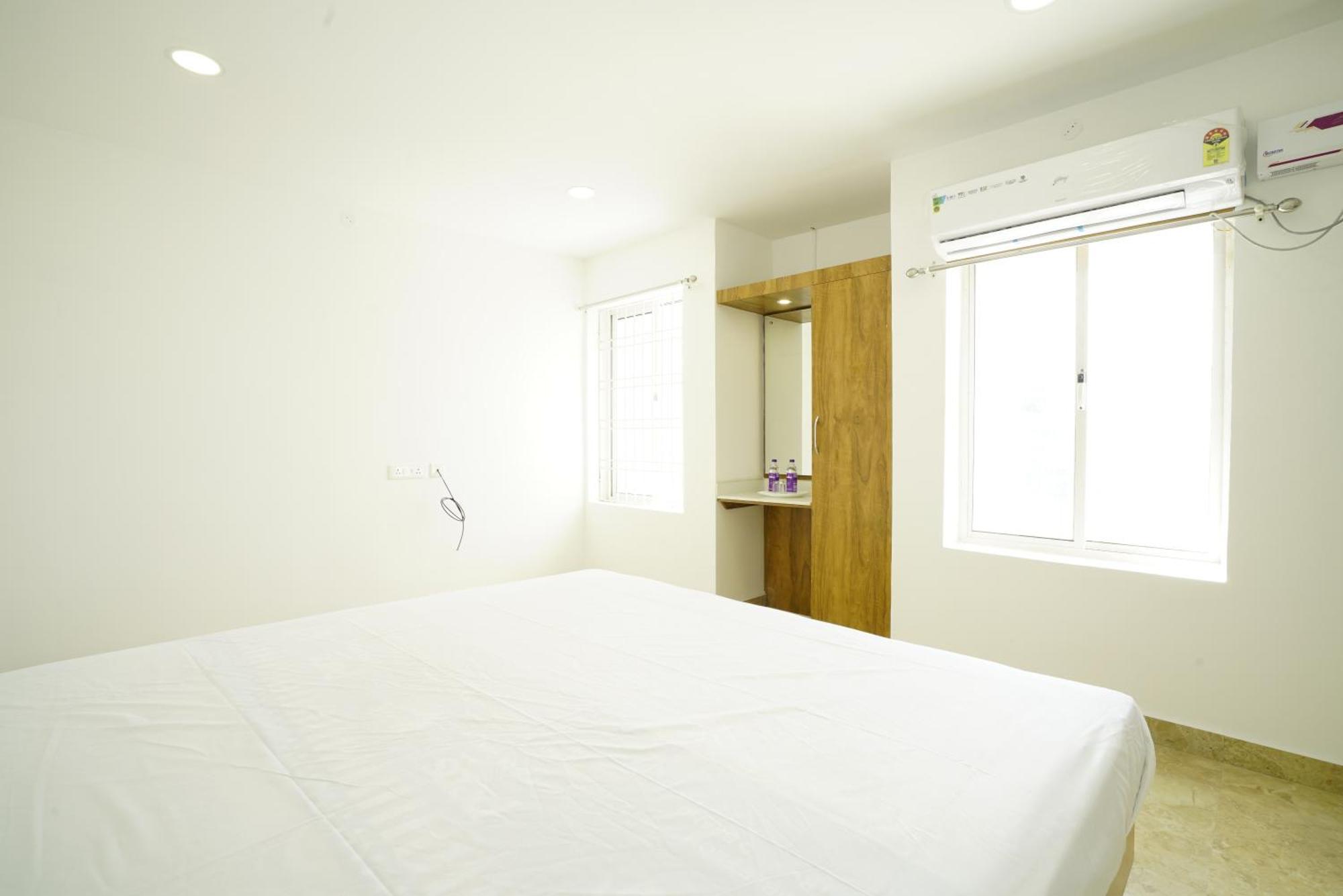 Quilon Residency Kundara Hotel Perumanseri Luaran gambar
