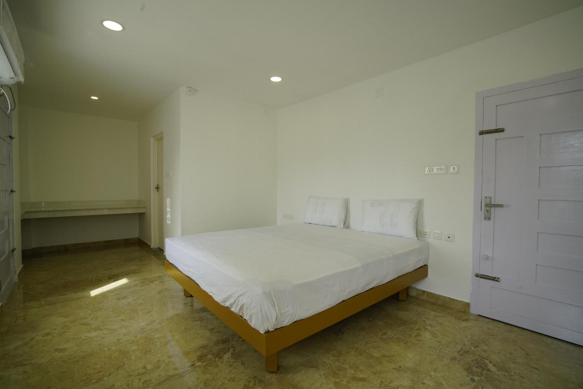 Quilon Residency Kundara Hotel Perumanseri Luaran gambar